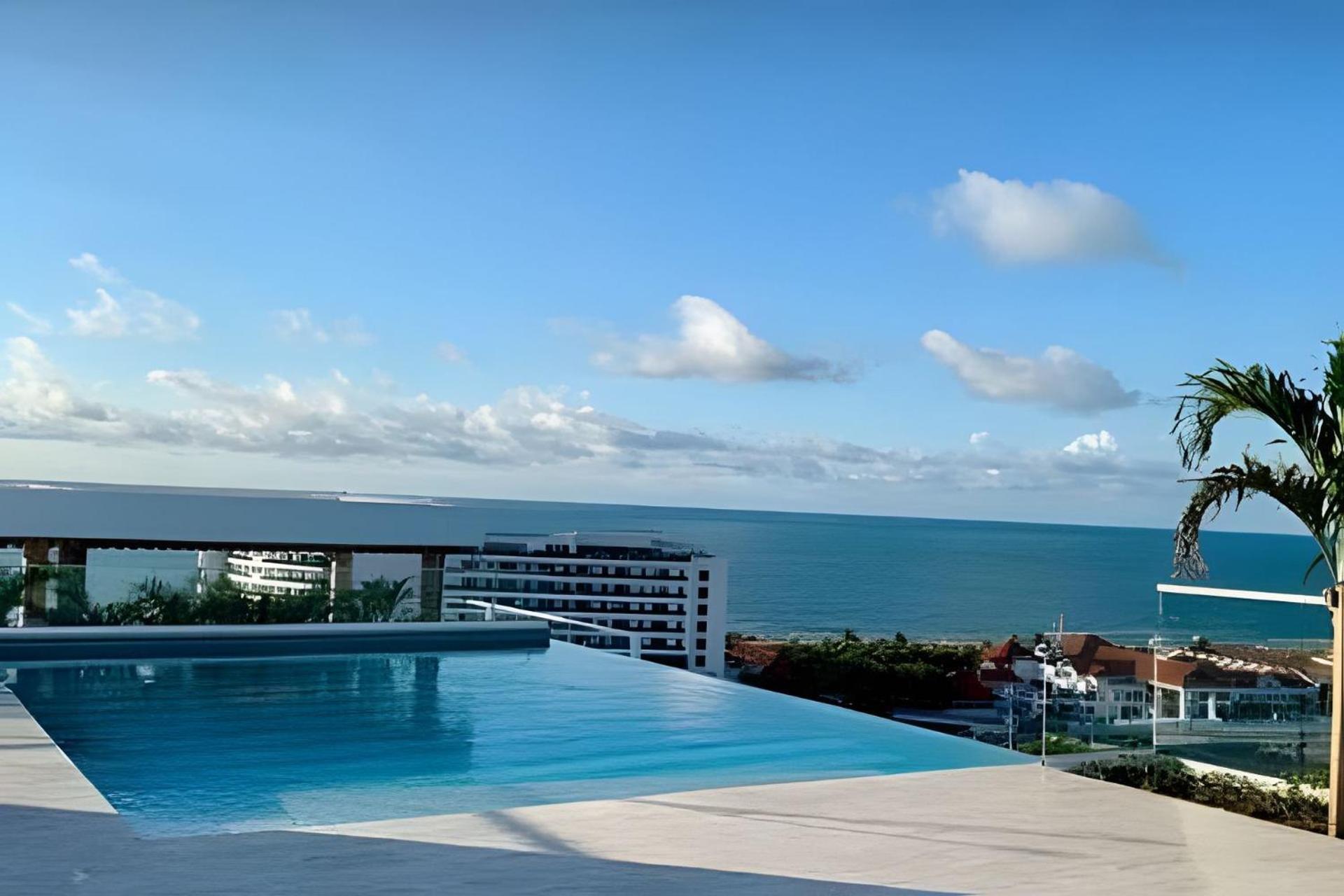 2 Jacuzzi Y Vista Mar. Frente A Playa Cartagena