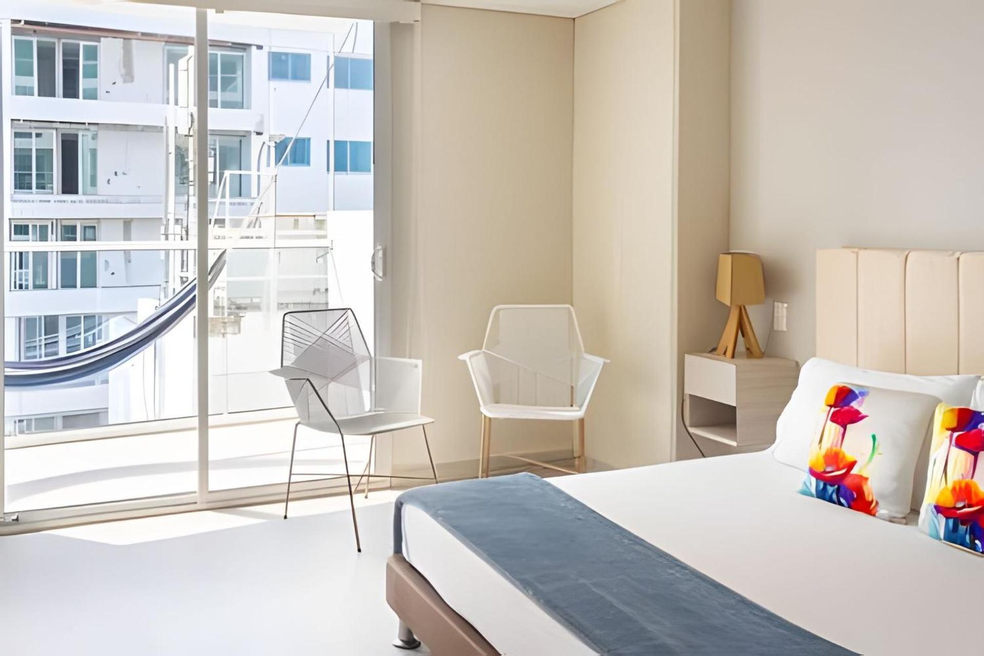 2 Jacuzzi Y Vista Mar. Frente A Playa * Cartagena