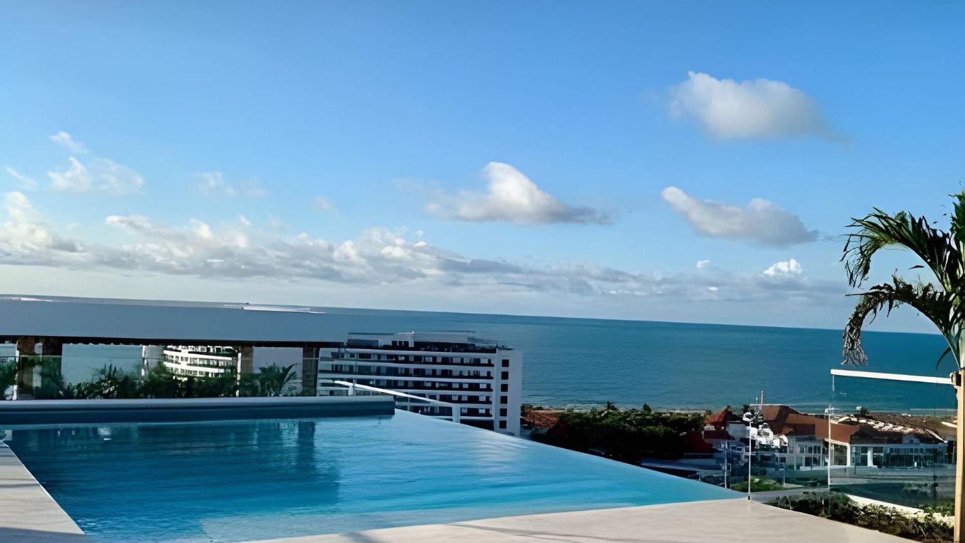 2 Jacuzzi Y Vista Mar. Frente A Playa Cartagena