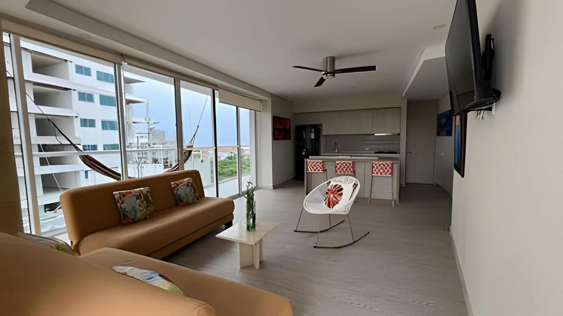 Apartamento 2 Jacuzzi Y Vista Mar. Frente A Playa Cartagena