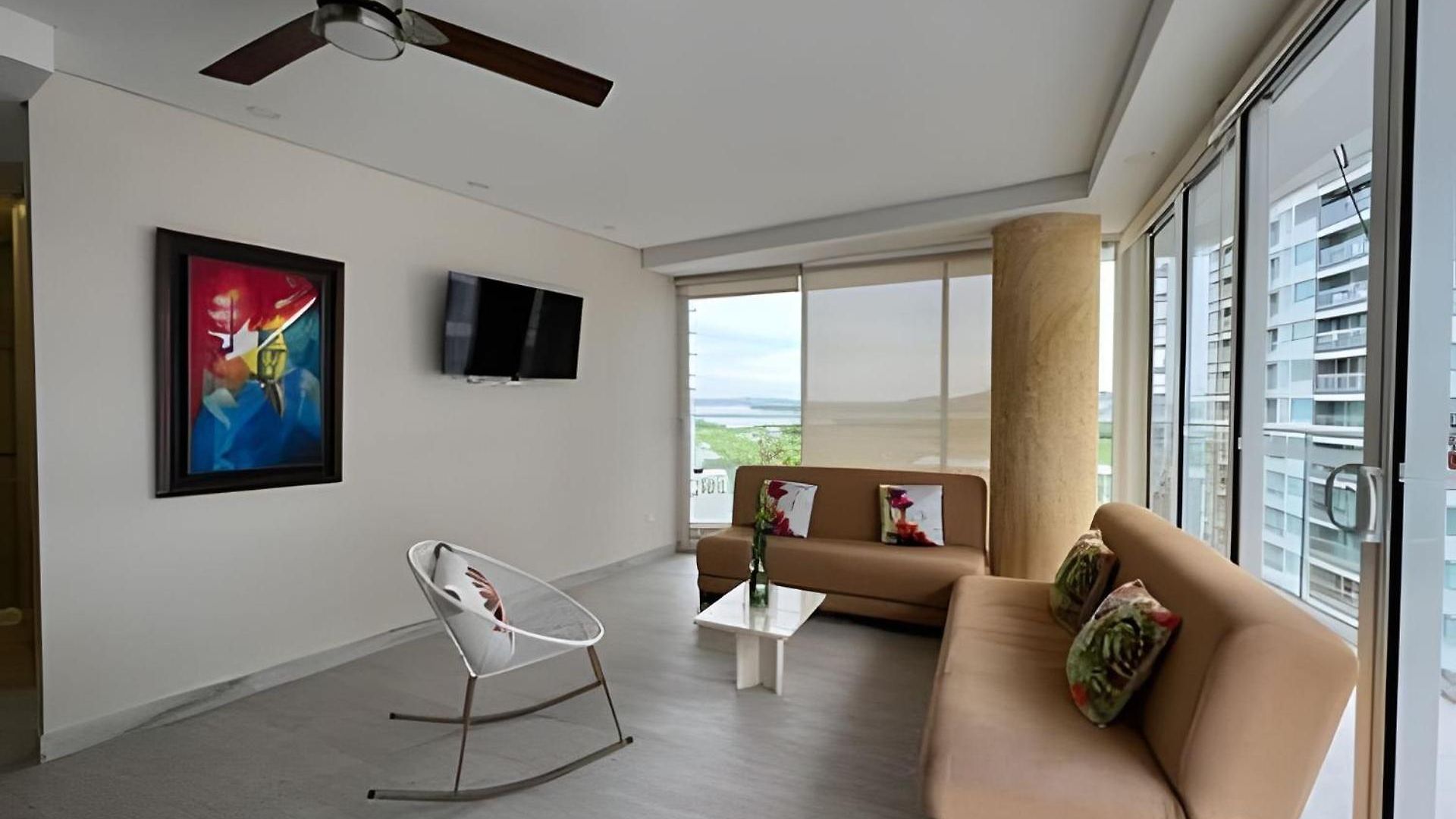 Apartamento 2 Jacuzzi Y Vista Mar. Frente A Playa