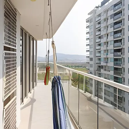 2 Jacuzzi Y Vista Mar. Frente A Playa *